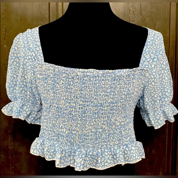 Romwe blue & white cropped top - Size large NWNT - Picture 3 of 10